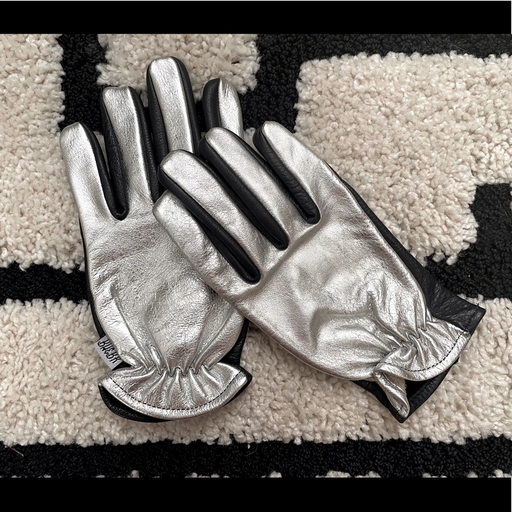 Burning Hearts Burning Rubber Leather Roper Gloves
